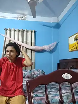 Snapshot of 124pakhi chatting on 06/07/26, 05:56 124pakhi online show from 06/07/26, 05:56