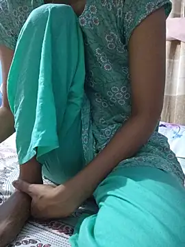 Snapshot of 124pakhi chatting on 06/16/26, 07:19 124pakhi online show from 06/16/26, 07:19