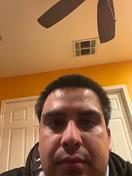 Snapshot of LA_cloudzzpnp chatting on 01/11/25, 04:59 LA cloudzzpnp online show from 01/11/25, 04:59