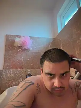 Snapshot of LA_cloudzzpnp chatting on 02/16/26, 08:40 LA cloudzzpnp online show from 02/16/26, 08:40