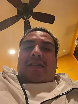 Snapshot of LA_cloudzzpnp chatting on 01/12/25, 08:46 LA cloudzzpnp online show from 01/12/25, 08:46