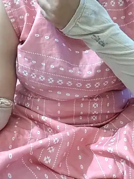 mallupriyapriya online show from 11/15/25, 06:06