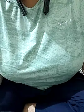 mallupriyapriya online show from 04/09/26, 04:57