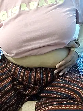 mallupriyapriya online show from 04/21/26, 06:20