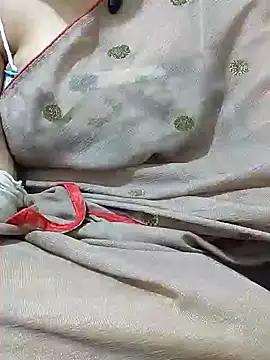 mallupriyapriya online show from 02/10/26, 04:39