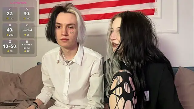 Snapshot of VeryRare_TwinS chatting on 03/31/26, 10:34 VeryRare TwinS online show from 03/31/26, 10:34