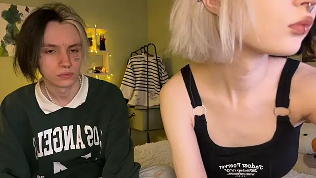 VeryRare TwinS online show from 10/03/25, 11:06