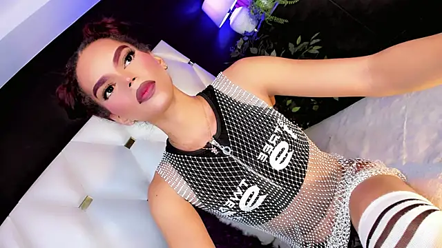 Diva Smith02 online show from 04/12/26, 10:40