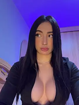 Maddy Jones online show from 02/07/26, 01:02