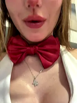 Maddy Jones online show from 11/01/25, 12:39