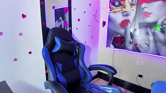 Anniee x online show from 04/28/26, 12:53