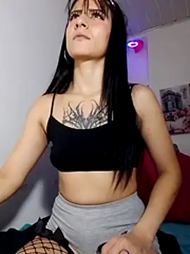 Anniee x online show from 11/10/25, 12:54