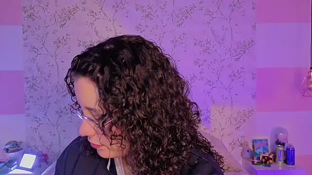 Charlotte  Miller online show from 04/04/26, 11:39