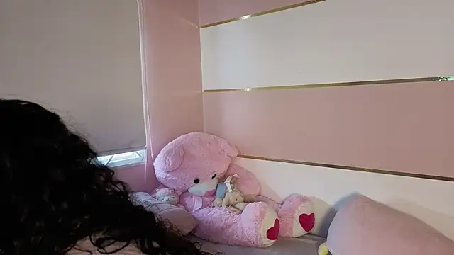 Charlotte  Miller online show from 10/19/25, 11:46