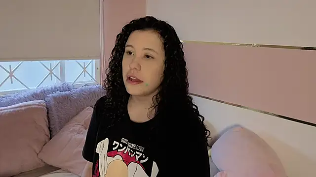 Charlotte  Miller online show from 10/07/25, 11:33