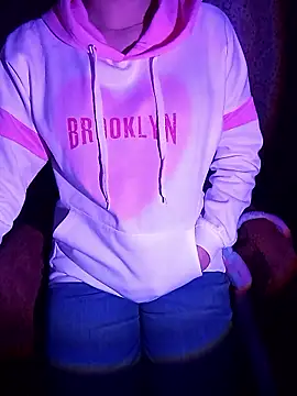 Angelnirvanaa online show from 01/13/26, 05:06