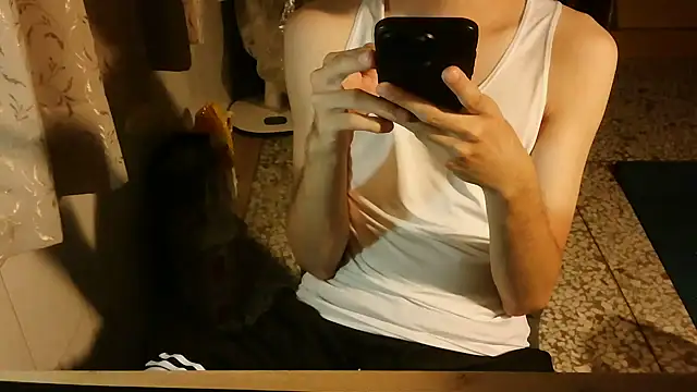 KYU890428 online show from 10/26/25, 03:23