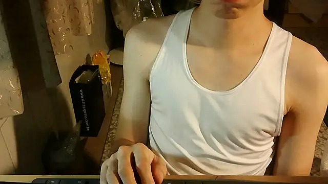 KYU890428 online show from 10/09/25, 06:30