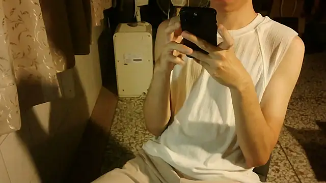 KYU890428 online show from 04/12/26, 05:27