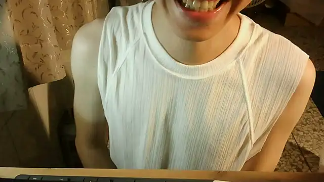 KYU890428 online show from 10/16/25, 05:54