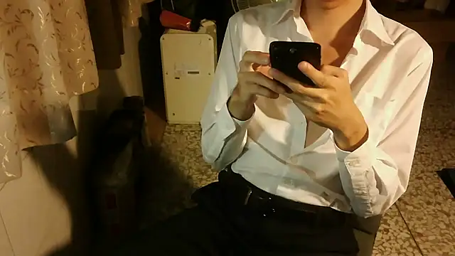 KYU890428 online show from 12/18/25, 05:39