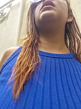 AliceRuivinha2 online show from 11/12/25, 11:25