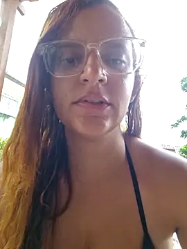 AliceRuivinha2 online show from 12/03/25, 09:53