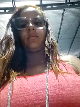 AliceRuivinha2 online show from 09/19/25, 01:59