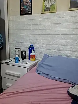 AliceRuivinha2 online show from 10/01/25, 07:57