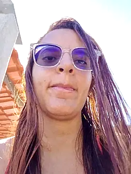 Snapshot of AliceRuivinha2 chatting on 05/31/26, 02:34 AliceRuivinha2 online show from 05/31/26, 02:34
