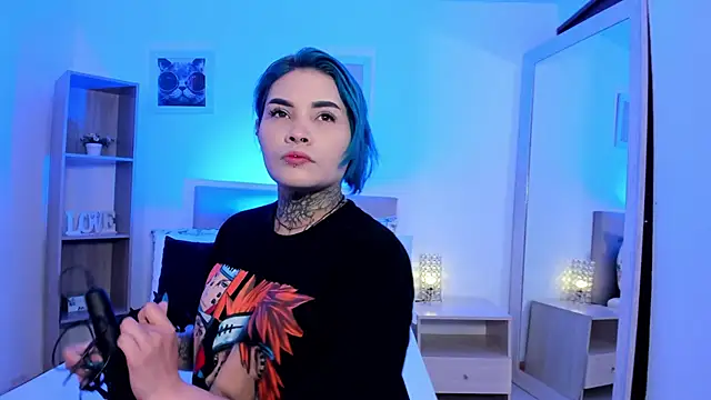 Snapshot of jinxv_nuss chatting on 02/18/25, 11:00 jinxv nuss online show from 02/18/25, 11:00