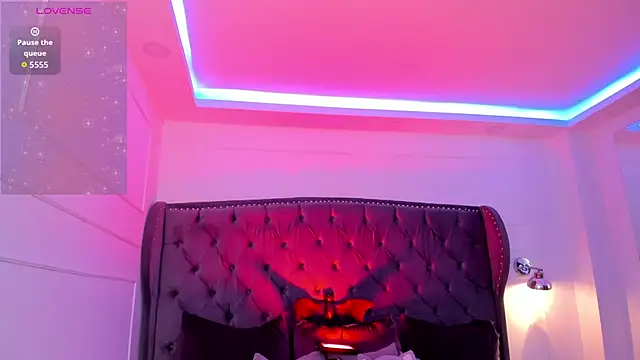 Snapshot of jinxv_nuss chatting on 10/24/25, 11:09 jinxv nuss online show from 10/24/25, 11:09