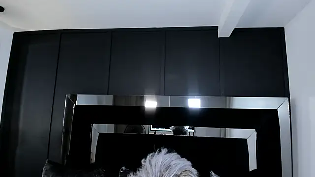 Snapshot of jinxv_nuss chatting on 11/18/25, 11:24 jinxv nuss online show from 11/18/25, 11:24