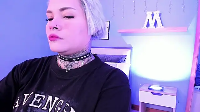 Snapshot of jinxv_nuss chatting on 09/25/25, 11:16 jinxv nuss online show from 09/25/25, 11:16