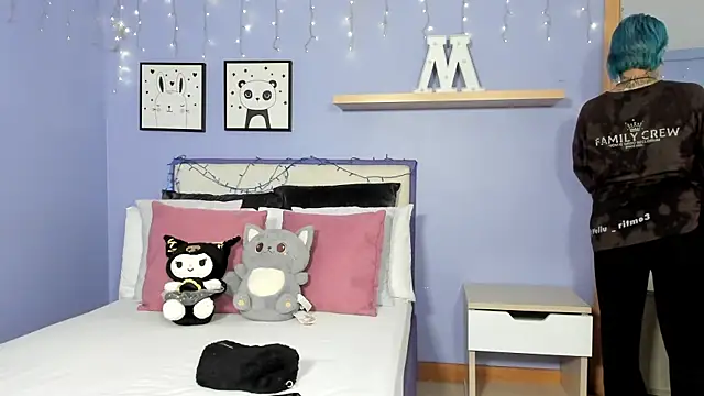 Snapshot of jinxv_nuss chatting on 02/06/25, 11:31 jinxv nuss online show from 02/06/25, 11:31