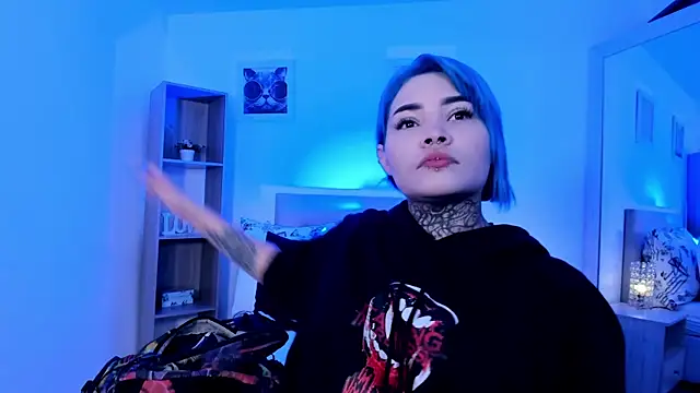 Snapshot of jinxv_nuss chatting on 02/21/25, 10:50 jinxv nuss online show from 02/21/25, 10:50