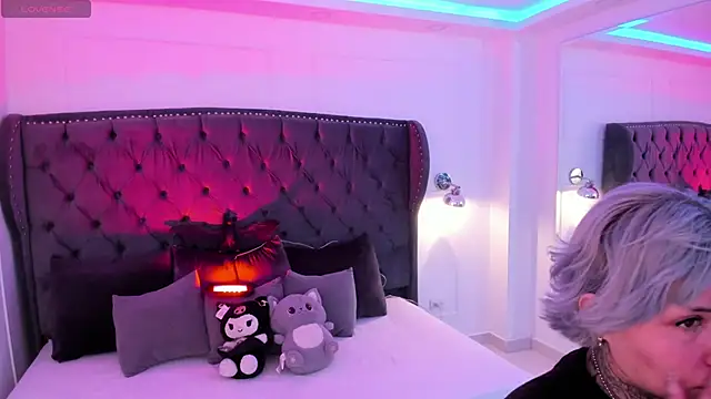 Snapshot of jinxv_nuss chatting on 10/30/25, 10:46 jinxv nuss online show from 10/30/25, 10:46