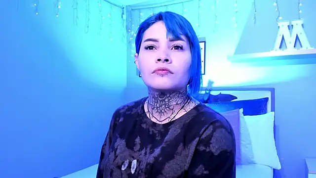 Snapshot of jinxv_nuss chatting on 02/11/25, 11:20 jinxv nuss online show from 02/11/25, 11:20