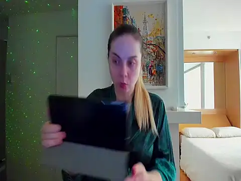 Snapshot of HappyIva chatting on 01/23/25, 08:56 HappyIva online show from 01/23/25, 08:56