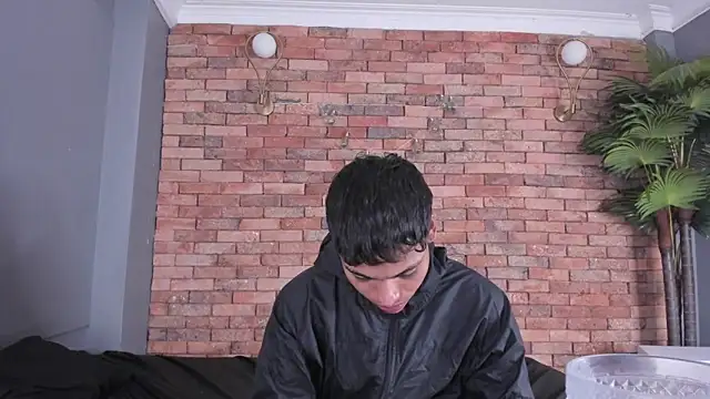 adam piarse01 online show from 11/21/25, 03:16