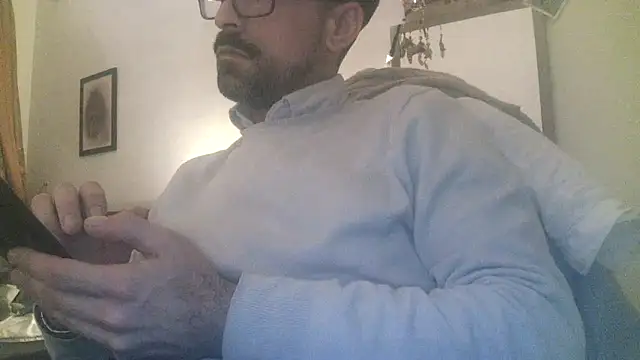 Patrickhound online show from 11/26/25, 01:38