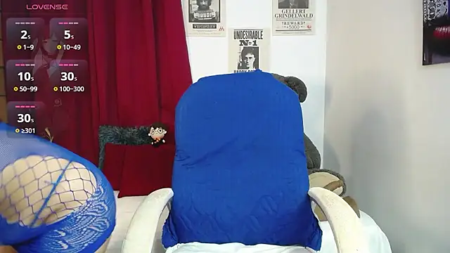 downsonMia online show from 01/16/26, 10:41