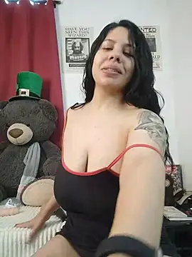 downsonMia online show from 04/12/26, 12:08