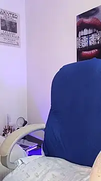 downsonMia online show from 03/29/26, 12:07