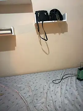 LawrencyLarry online show from 12/04/25, 11:26