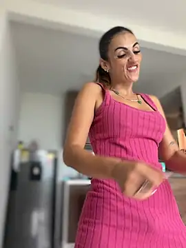 Samantha bigboobs online show from 04/12/26, 09:40