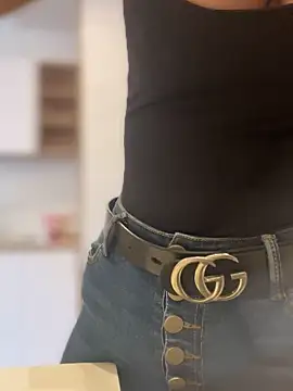 Samantha bigboobs online show from 10/28/25, 08:30