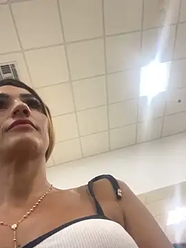 Samantha bigboobs online show from 12/22/25, 07:47