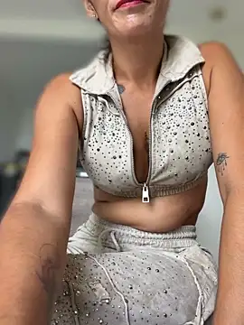 Samantha bigboobs online show from 06/27/26, 06:03