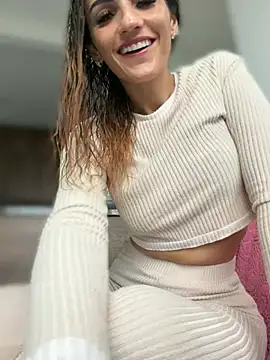 Samantha bigboobs online show from 04/10/26, 10:06